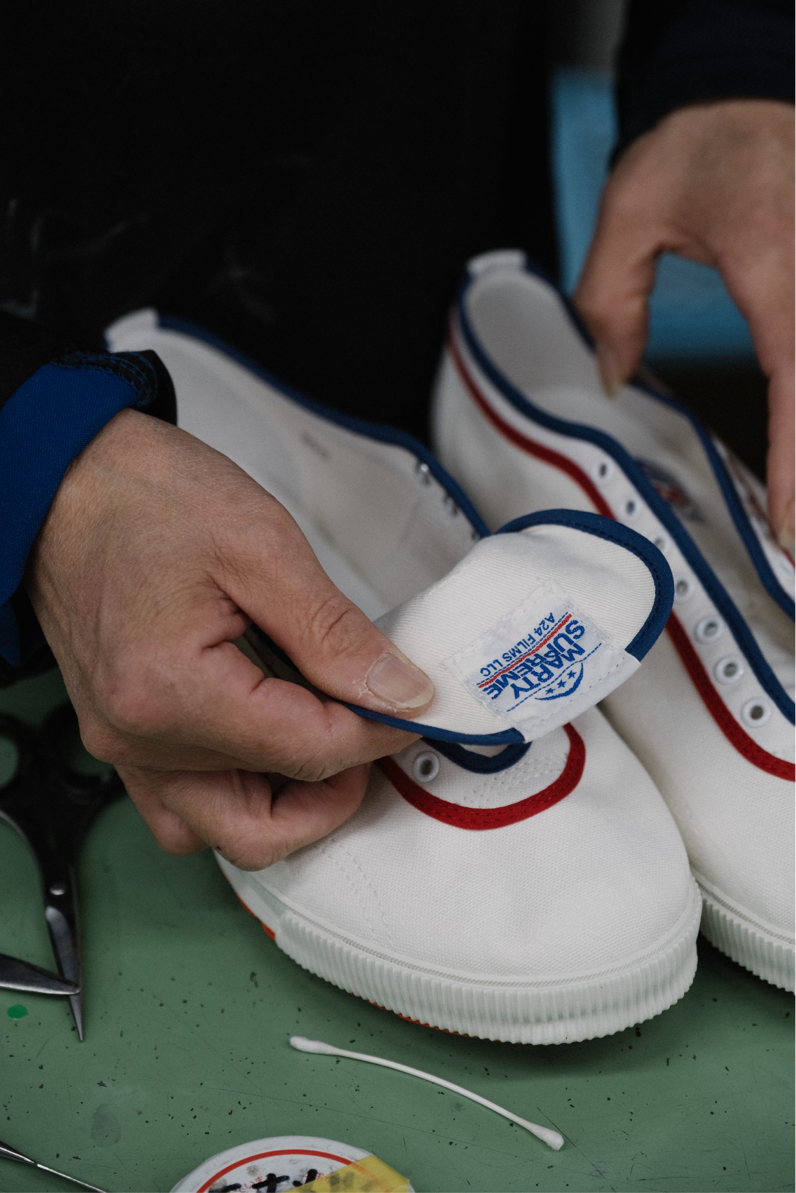Lacing the Sharpman