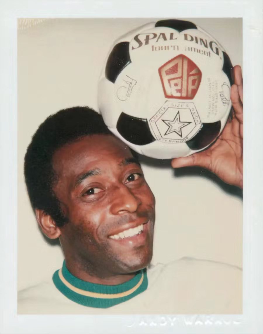 Polaroid, Pelé with football
